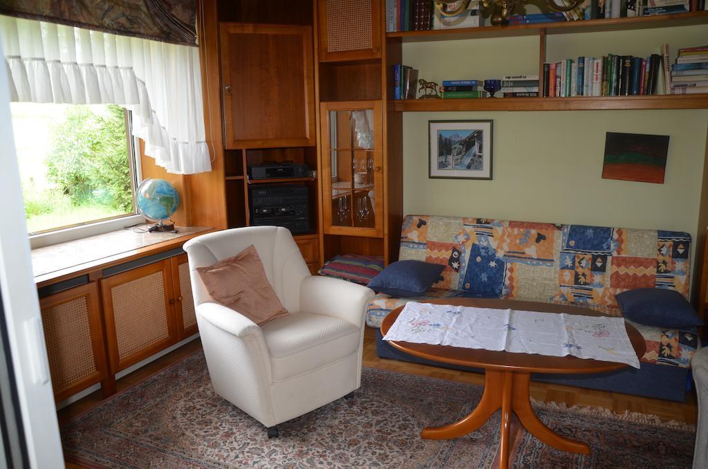 Ferienhaus Mitterbauer Oberhofen am Irrsee الغرفة الصورة